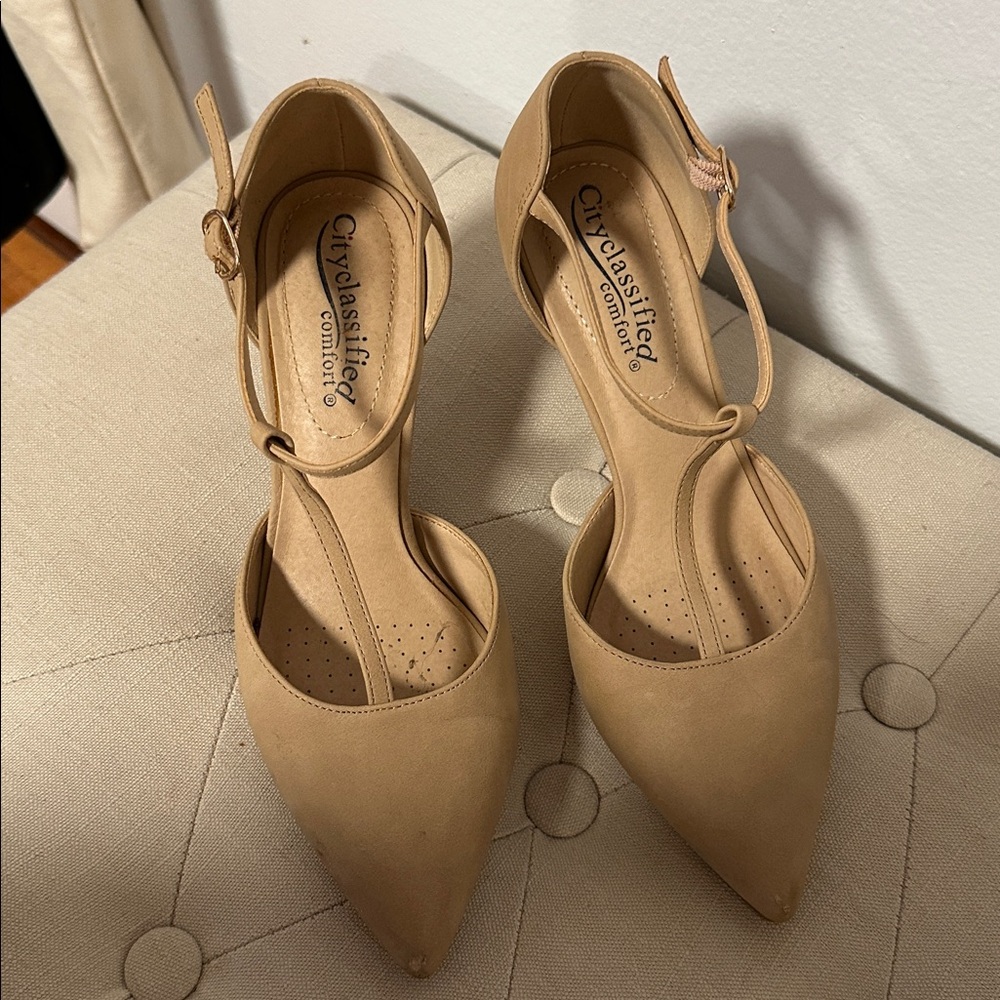 City Classified Tan Pointed Toe Heels
